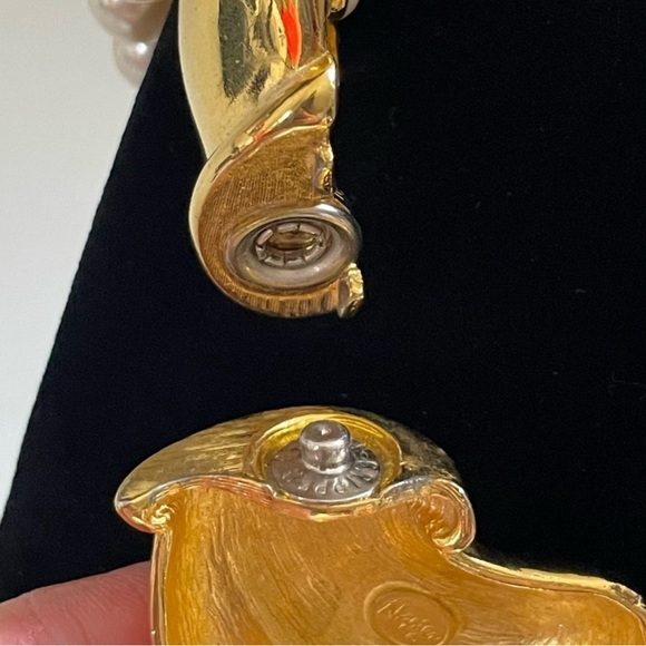 Vintage Napier Faux Pearl Multi-Strand Necklace + Unmarked Faux Pearl Clip-Ons - Picture 6 of 8